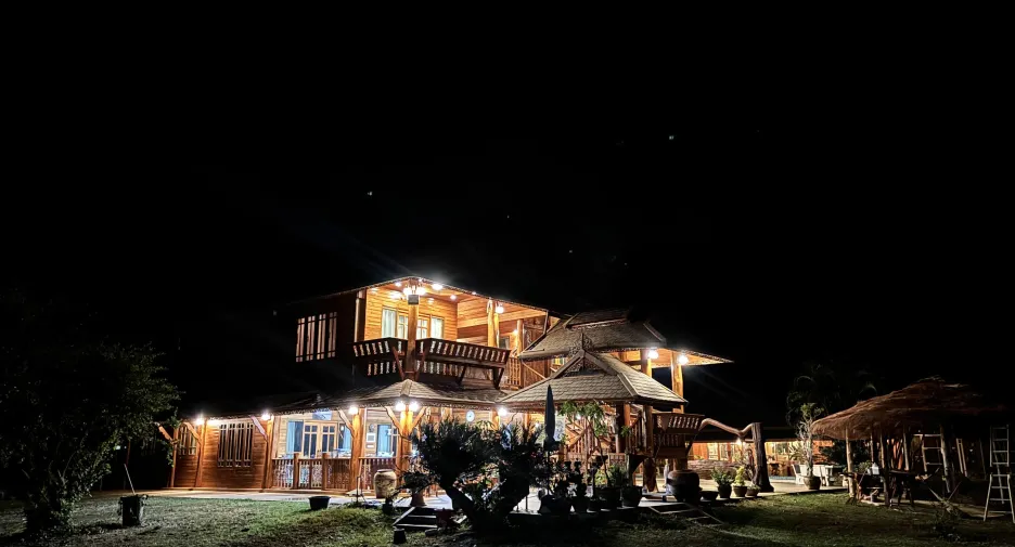 Casa en venta de 9 habitaciones en Sam Roi Yot, Prachuap Khiri Khan