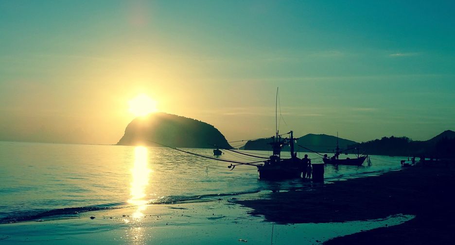 Casa en venta de 9 habitaciones en Sam Roi Yot, Prachuap Khiri Khan