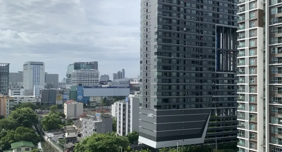 Wohnung zur Miete mit 1 Zimmer in Huai Khwang, Bangkok