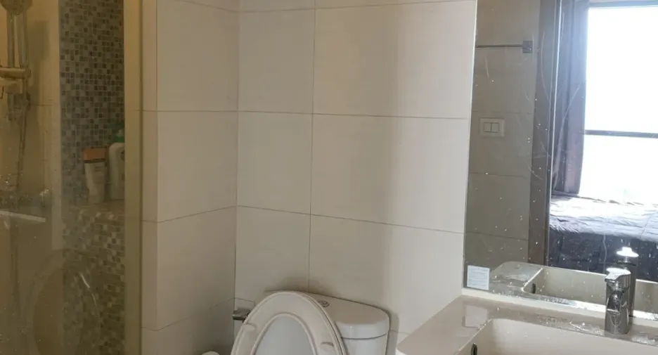 Wohnung zur Miete mit 1 Zimmer in Huai Khwang, Bangkok