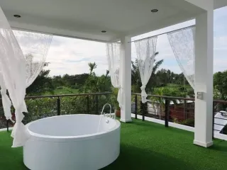 Villa en venta de 4 habitaciones en Bang Saray, Pattaya