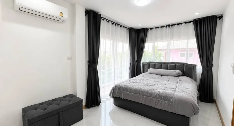 Haus zur Miete mit 3 Zimmer in Saraphi, Chiang Mai