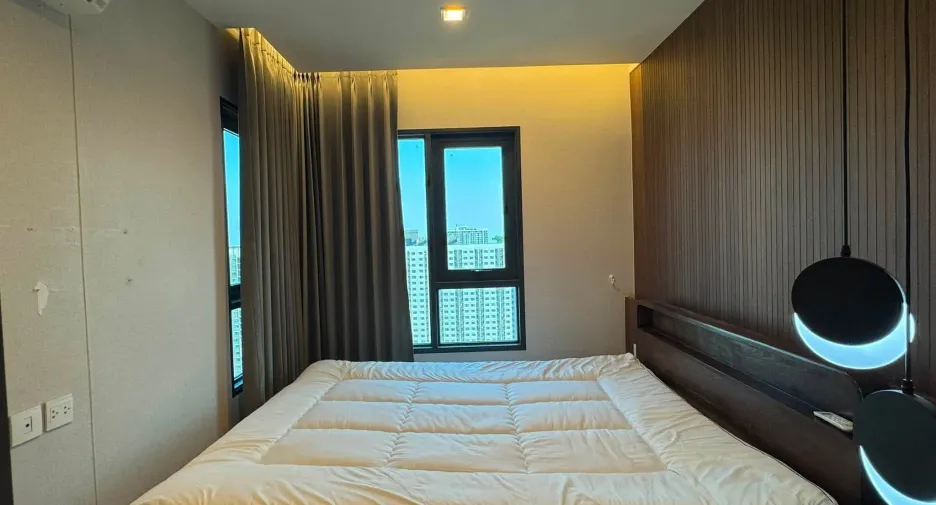 For sale 1 bed condo in Thon Buri, Bangkok