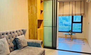For sale 1 bed condo in Watthana, Bangkok