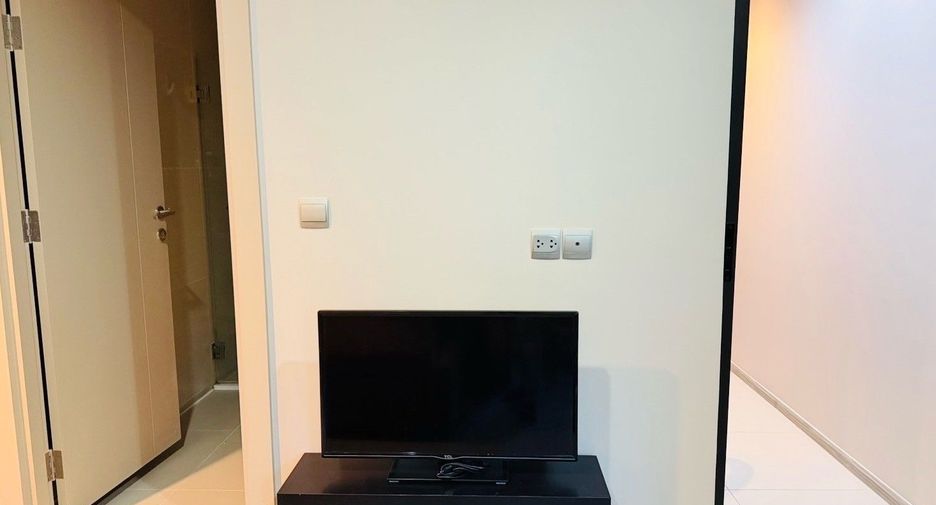 For sale 1 bed condo in Watthana, Bangkok
