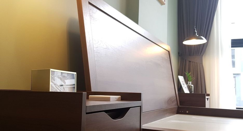 À vendre 1 chambre condo à Huai Khwang, Bangkok