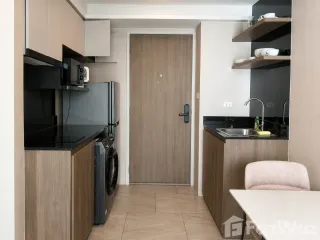 For sale 1 bed condo in Huai Khwang, Bangkok