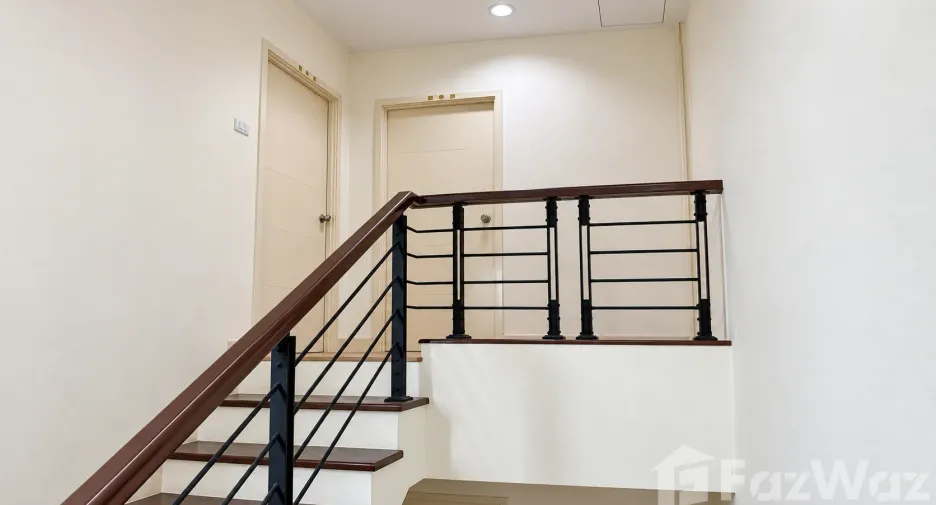 Casa adosada en venta de 2 habitaciones en Prawet, Bangkok