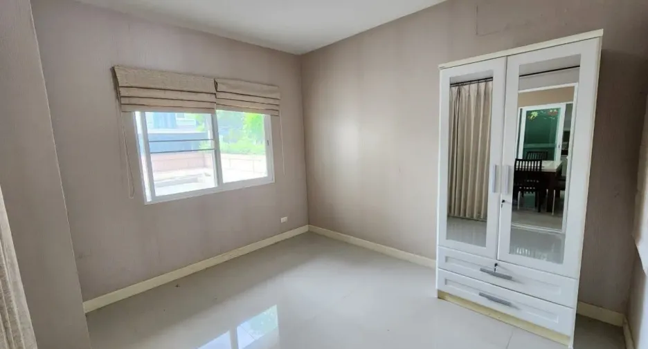 À vendre 5 chambres maison à Bang Kruai, Nonthaburi
