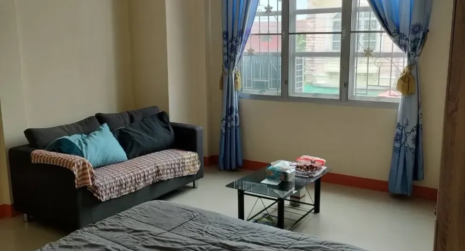 For rent 2 bedrooms townhouse in Bang Bua Thong, Nonthaburi