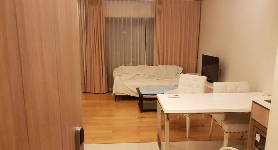 À vendre 1 chambre condo à Watthana, Bangkok