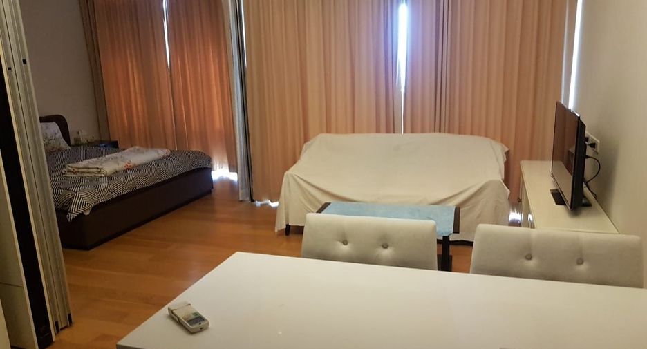 À vendre 1 chambre condo à Watthana, Bangkok