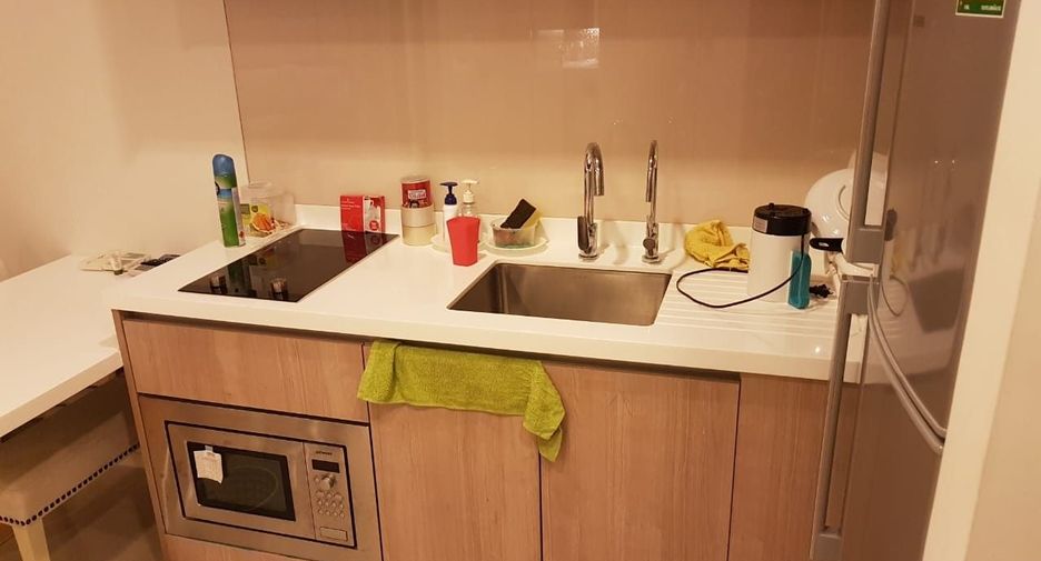 À vendre 1 chambre condo à Watthana, Bangkok