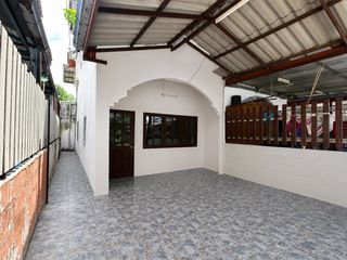 出售 3 卧室 联排别墅 在 Min Buri, 曼谷