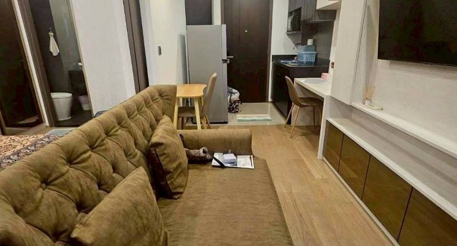 Wohnung zum Kauf mit Studio in Bang Rak, Bangkok