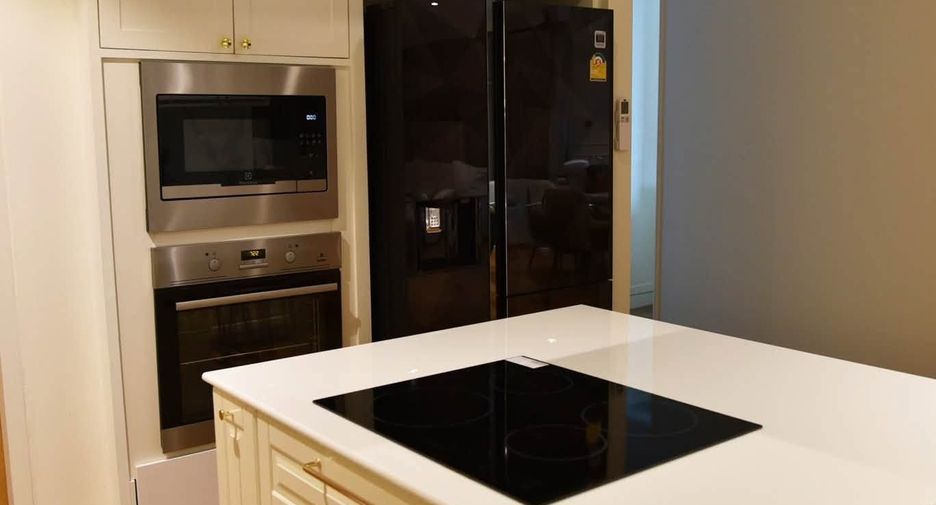 For sale 4 bedrooms condo in Bang Kho Laem, Bangkok