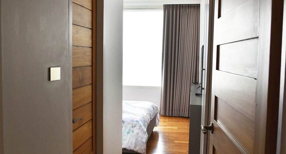 For sale 4 bedrooms condo in Bang Kho Laem, Bangkok