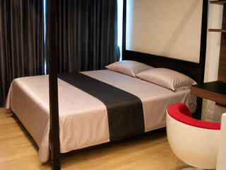 For sale 1 Beds condo in Khlong Toei, Bangkok
