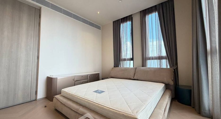 For rent and for sale 4 bedrooms condo in Sathon, Bangkok
