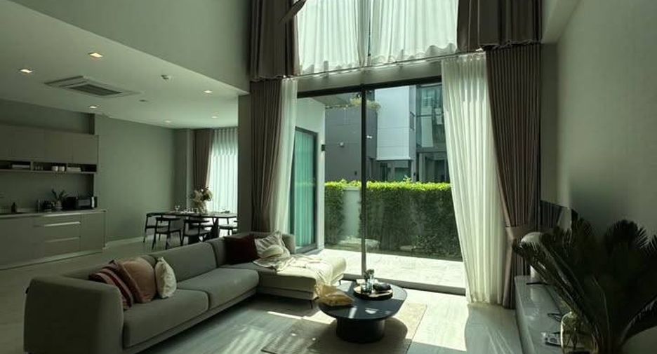 Haus zum Kauf mit 2 Zimmer in Suan Luang, Bangkok
