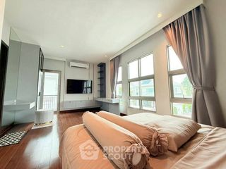 For rent and for sale 4 bedrooms house in Lat Krabang, Bangkok