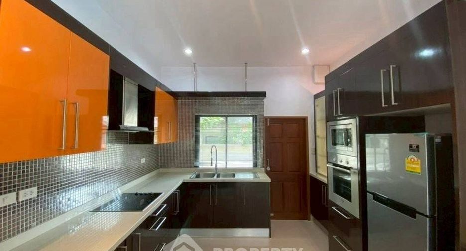 À vendre 3 chambres villa à Huay Yai, Pattaya