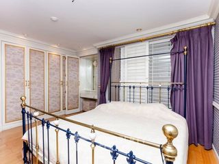 For sale 3 ベッドルーム condo in Pathum Wan, Bangkok