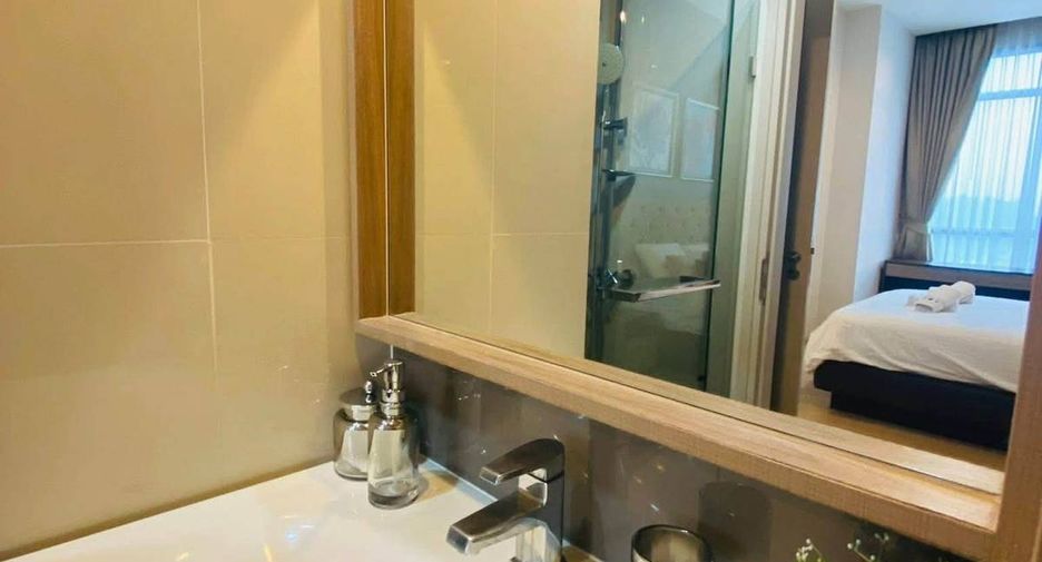 For sale 2 bedrooms condo in Watthana, Bangkok