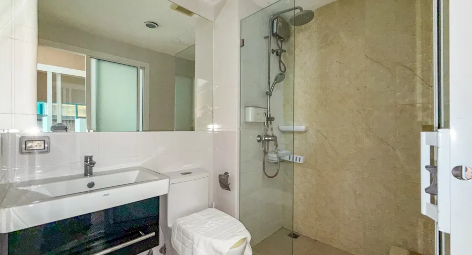 For sale 2 bedrooms condo in Hua Hin, Prachuap Khiri Khan