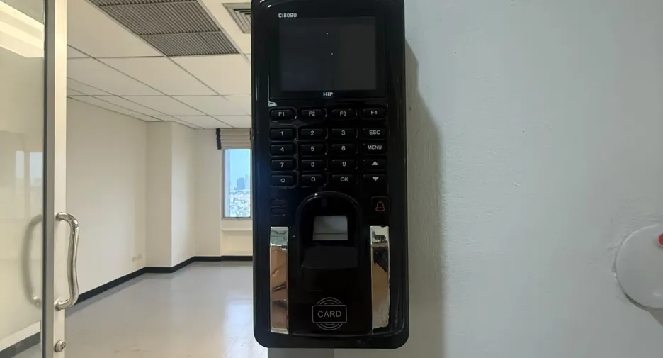 Büro zur Miete in Huai Khwang, Bangkok