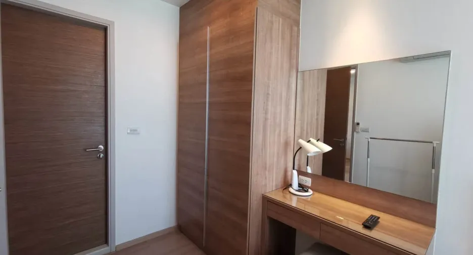 Condo en alquiler de 2 habitaciones en Phra Khanong, Bangkok