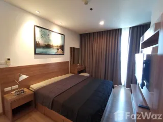 For rent 2 bedrooms condo in Phra Khanong, Bangkok