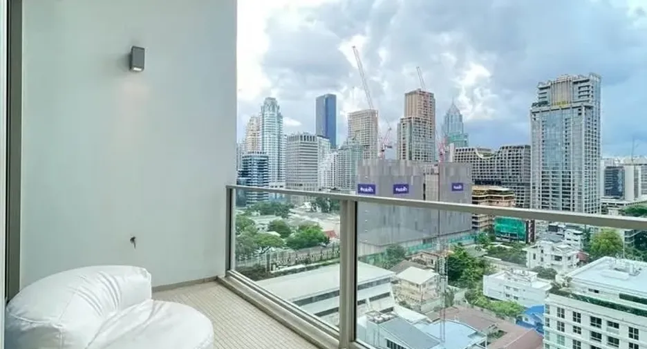 For rent 1 bed condo in Pathum Wan, Bangkok