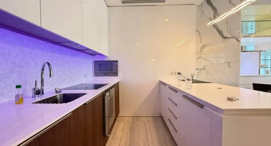 For rent 1 bed condo in Pathum Wan, Bangkok