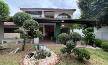 For sale 5 bedrooms house in Suan Luang, Bangkok