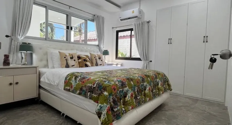 Villa zum Kauf und zur Miete mit 4 Zimmer in Mueang Phuket, Phuket