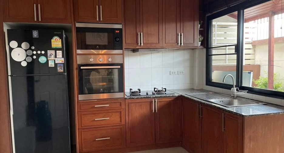 For rent 2 bedrooms house in Bang Lamung, Chonburi