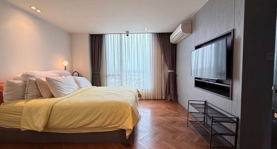 Wohnung zur Miete mit 3 Zimmer in Khlong Toei, Bangkok