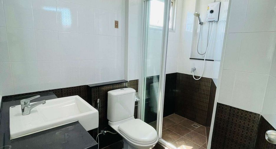 For sale 1 bed condo in Suan Luang, Bangkok