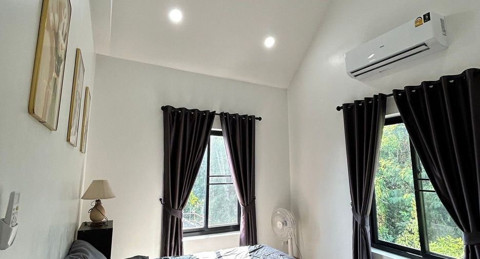 For rent 4 bedrooms house in Mueang Chiang Mai, Chiang Mai