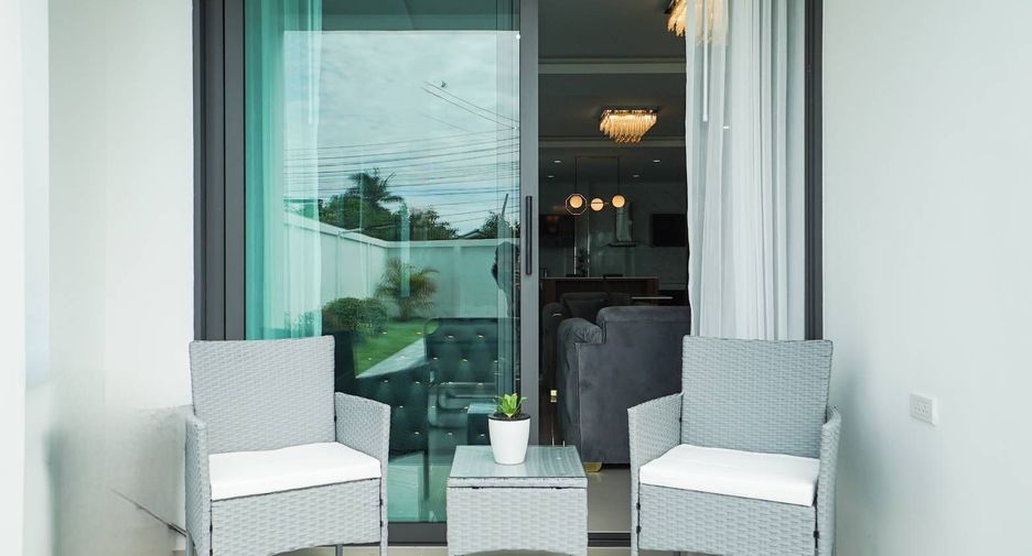 For rent 3 bedrooms villa in Bang Lamung, Chonburi
