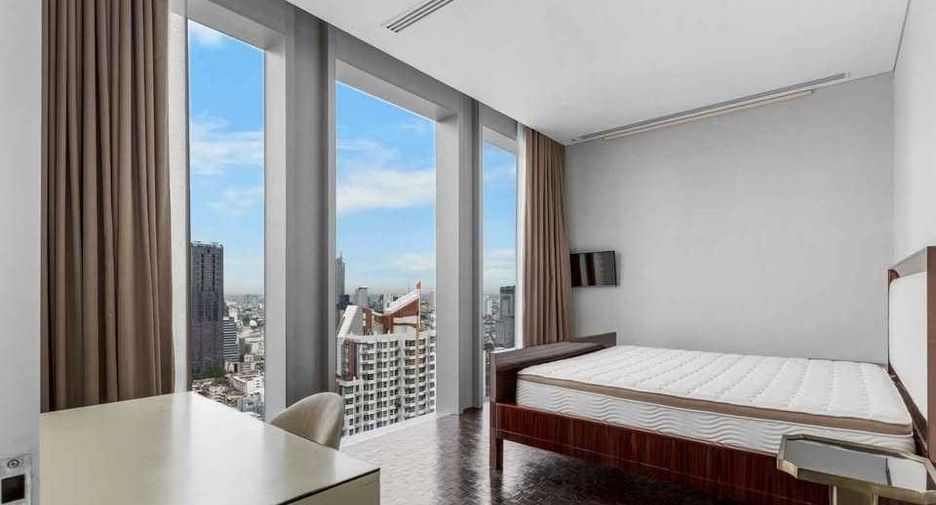 For rent 2 bedrooms condo in Sathon, Bangkok