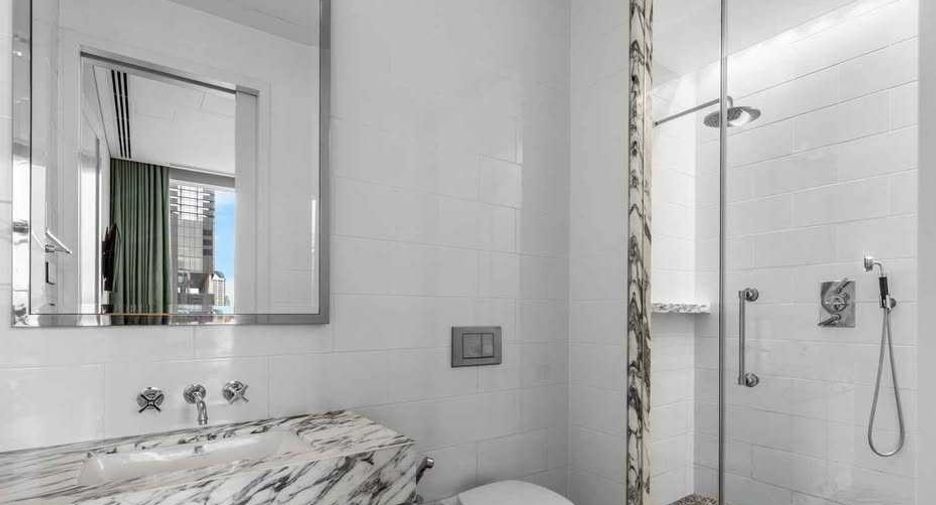For rent 2 bedrooms condo in Sathon, Bangkok