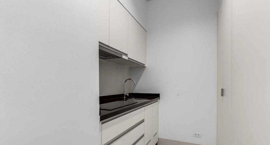 For rent 2 bedrooms condo in Sathon, Bangkok