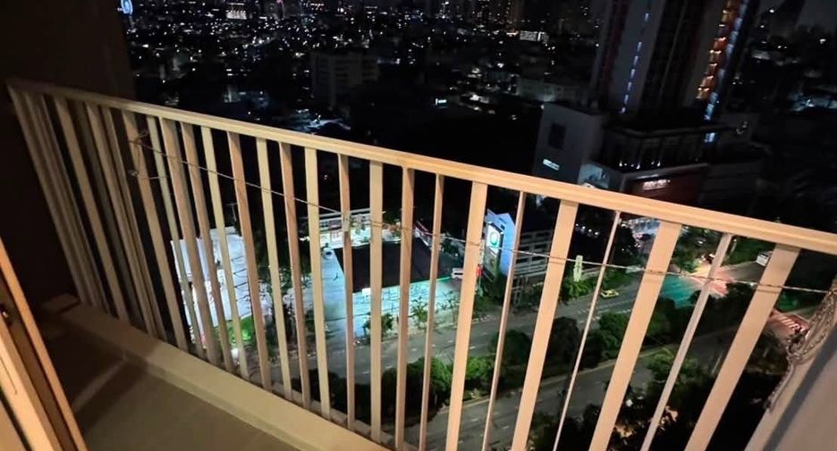 出租 2 卧室 公寓 在 Bang Kho Laem, 曼谷