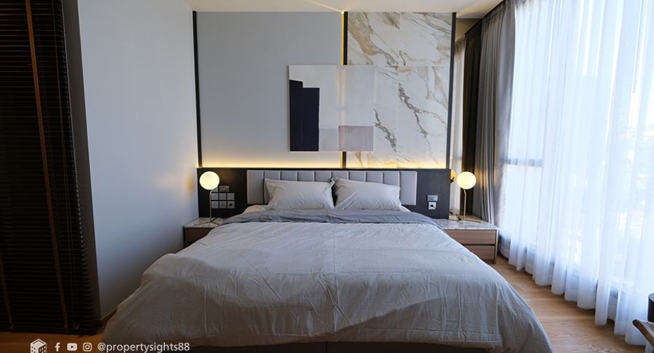 For rent 2 bedrooms condo in Khlong Toei, Bangkok