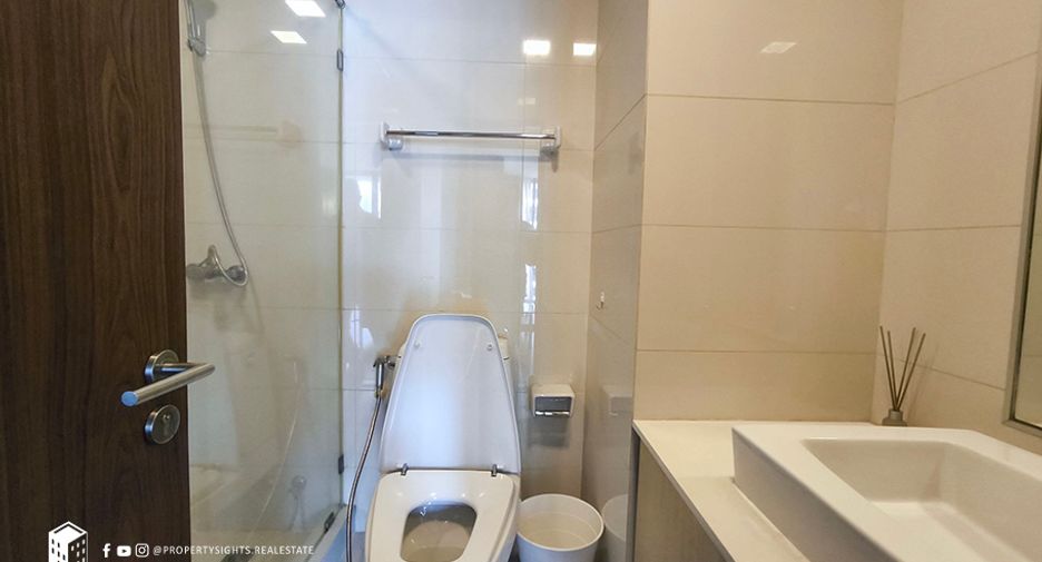 For rent 2 ベッドルーム condo in Watthana, Bangkok
