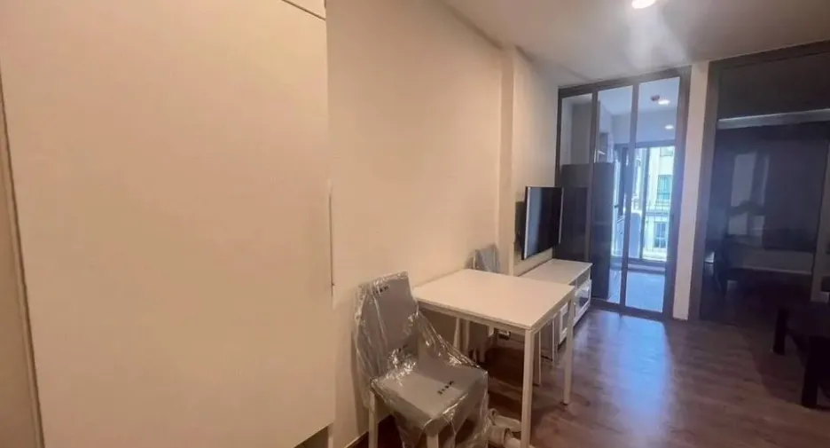 For rent 1 bed condo in Bangkok Noi, Bangkok