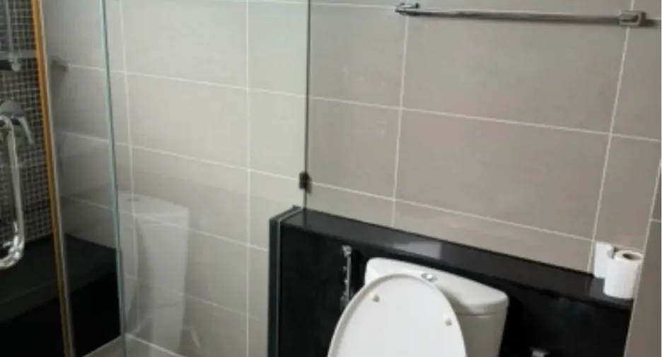 For sale 2 bedrooms condo in Huai Khwang, Bangkok