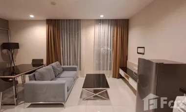 À louer 2 chambres condo à Watthana, Bangkok